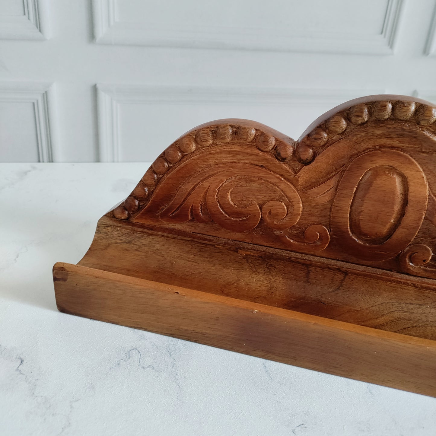 Baroque Pin Bed & Egg Tray with Rolling Pin